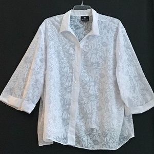 PLUS SIZE WOMENS WHITE SHIRT SIZE 3XL
